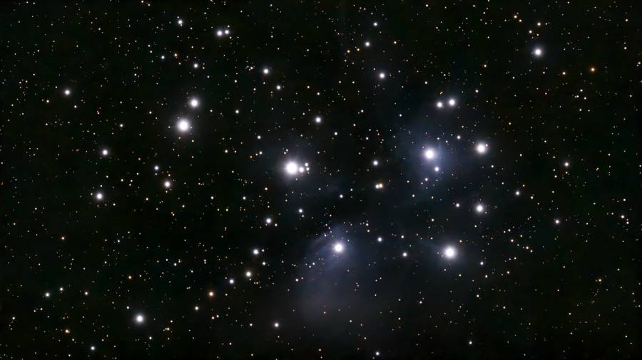  Pleiades (M45), 4 min exposure